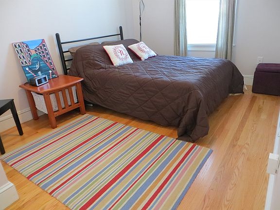 4th image of 25 Aldrich St #25A
