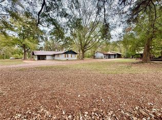 145 Bilbo Rd, Jonesville, LA 71343