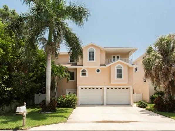 405 8th Ave N Unit 1, Tierra Verde, FL 33715