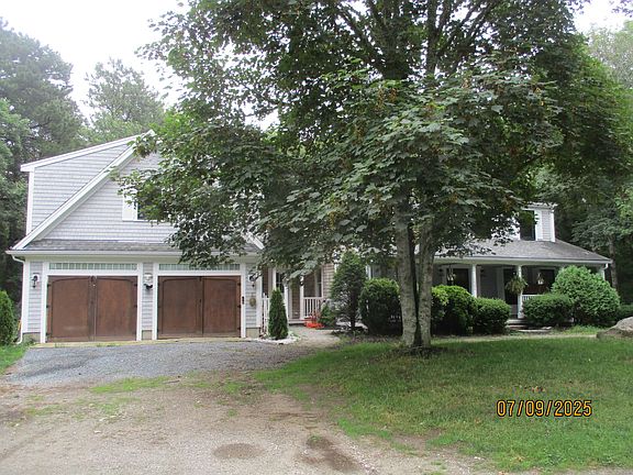 2nd image of 1586 Hyannis-Barnstable Road