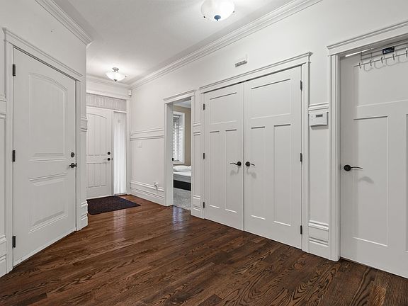 4th image of 8512 Bradshaw Pl