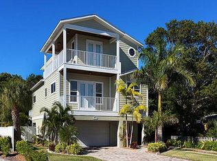 110 Cedar Ave, Anna Maria, FL 34216