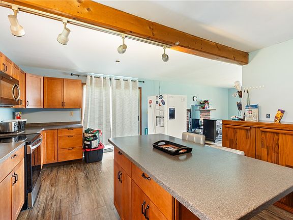 3rd image of 5431 Reservoir Rd