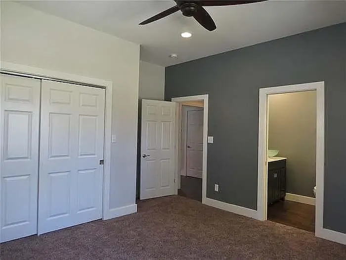 728 E Minnesota St — Photo 16