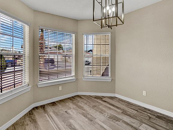 3rd image of 4628 Loma De Cobre Dr