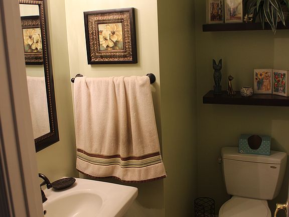 5th image of 43988 White Cedar Ln