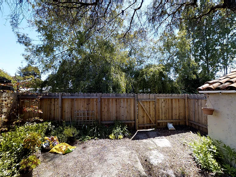 1312 Cedar St #B — Photo 2