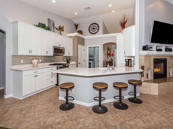 5th image of 13825 N Warbonnet Ln