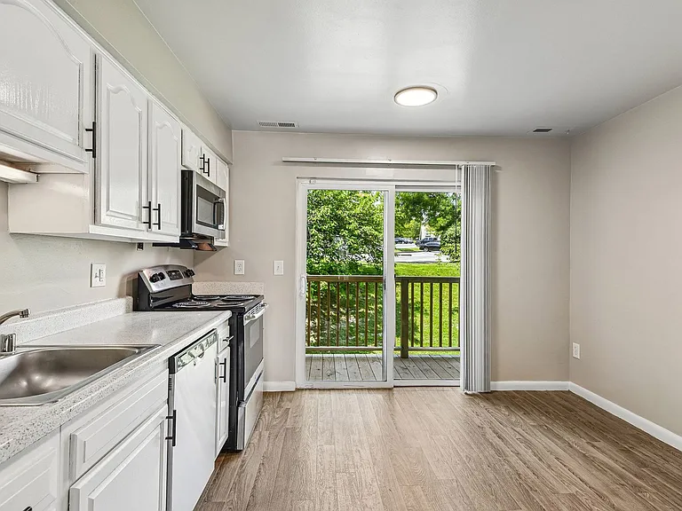 Dunfield Townhomes — Photo 35