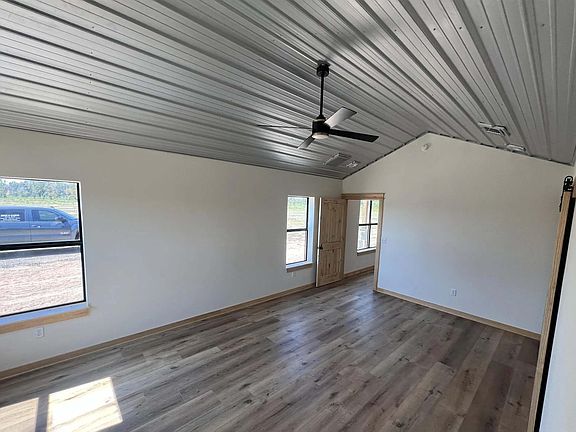 4th image of 620 County Road 226