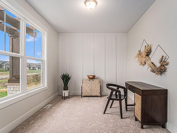 4th image of 3003 Red Alder Dr