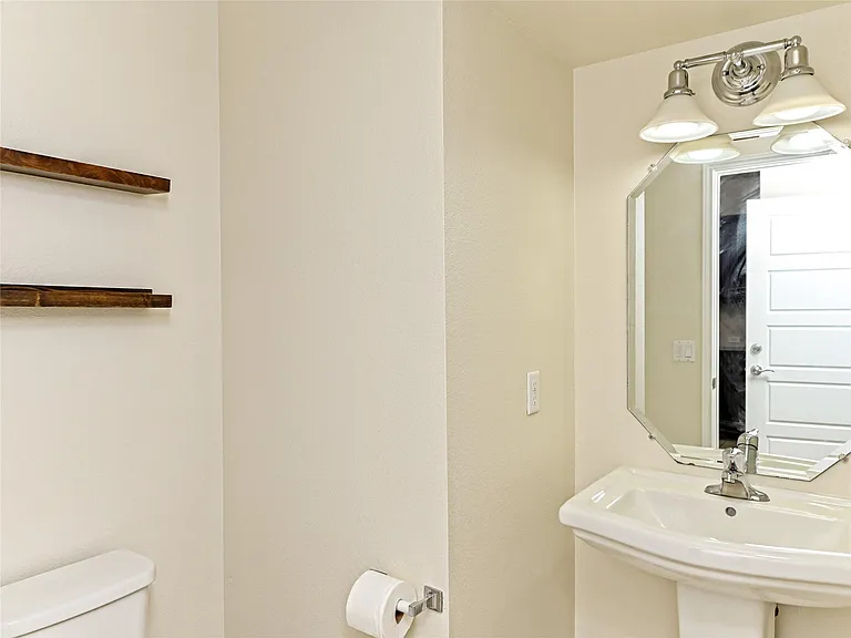 6814 E Riverside Dr #63 — Photo 22