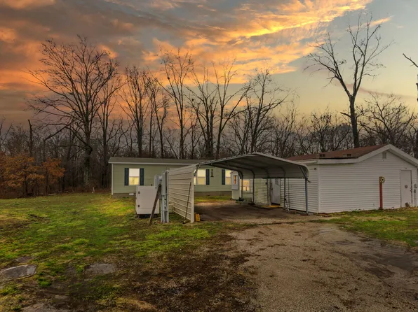 20100 Diamond Springs Rd, Carlyle, IL 62231