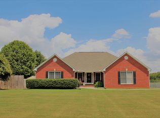 35 Shagbark Dr, Cartersville, GA 30120