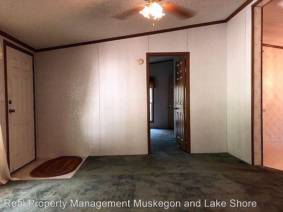 4th image of 6802 E Evanston Ave