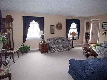 3rd image of 2565 Chapelwood Dr