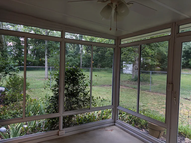 1350 Spring Valley Rd — Photo 13