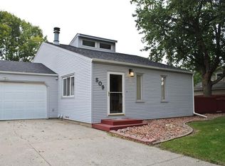 509 2nd St NW, State Center, IA 50247