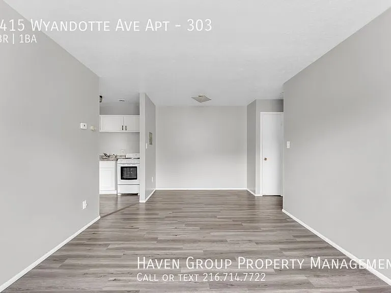 1415 Wyandotte Ave #303 — Photo 5