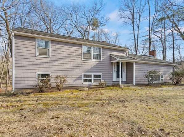 4 Flintlock Dr, Acton, MA 01720