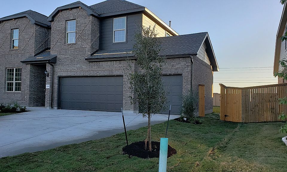 1st image of 19301 Pilton Dr