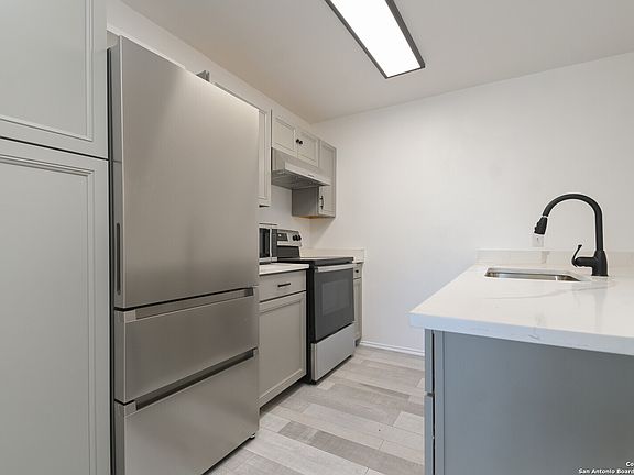 4th image of 10527 Perrin Beitel Rd APT D208