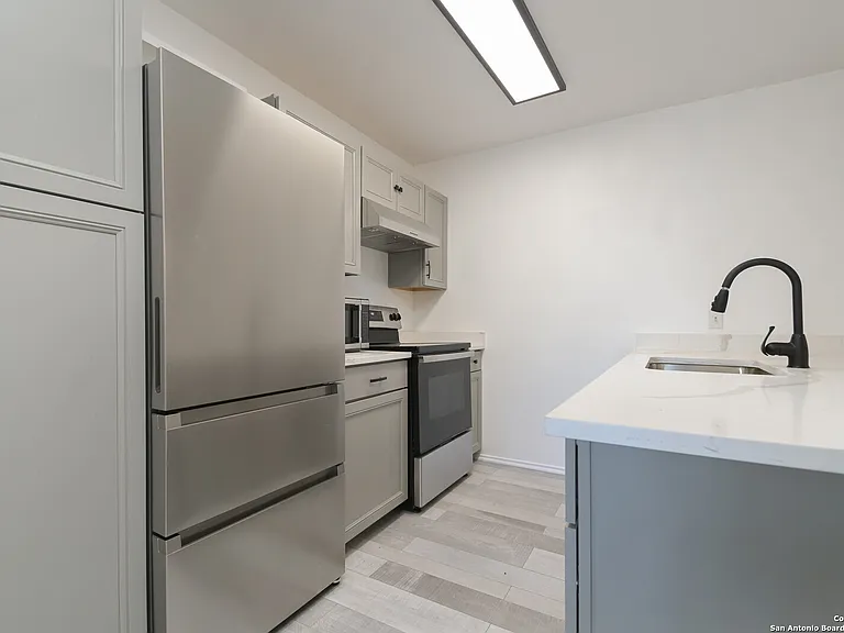 10527 Perrin Beitel Rd #D208 — Photo 4
