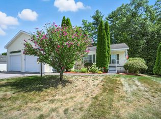 16 Sawmill Rdg #4-1-14, Sandown, NH 03873