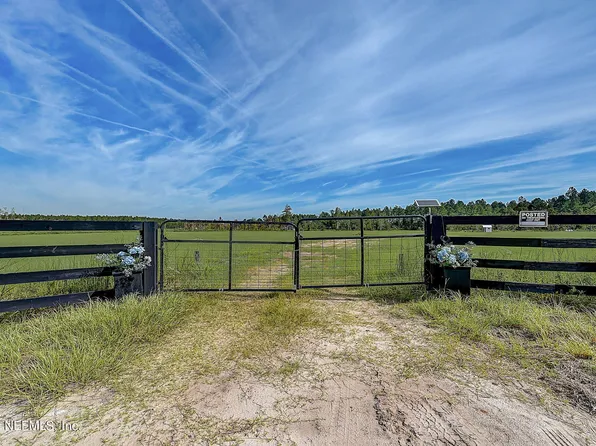 36081 PRATT SIDING Road, Hilliard, FL 32046