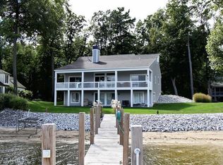 16974 Landing Dr, Spring Lake, MI 49456