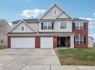 13023 Ambergate Dr, Fishers, IN 46037