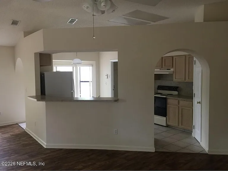 5058 Acre Estates Dr W — Photo 20