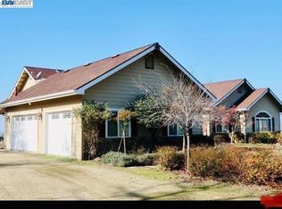 41397 Lilley Mountain Dr, Coarsegold, CA 93614