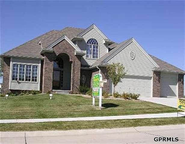 1st image of 324 S Eagle Hills Dr