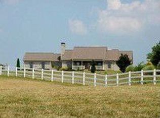 365 Mitchell Rd, Reidsville, NC 27320