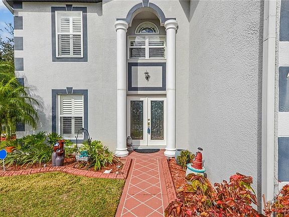 3rd image of 2120 Valrico Heights Blvd
