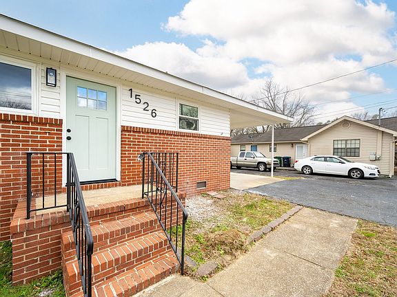 3rd image of 1526 Waterhouse St