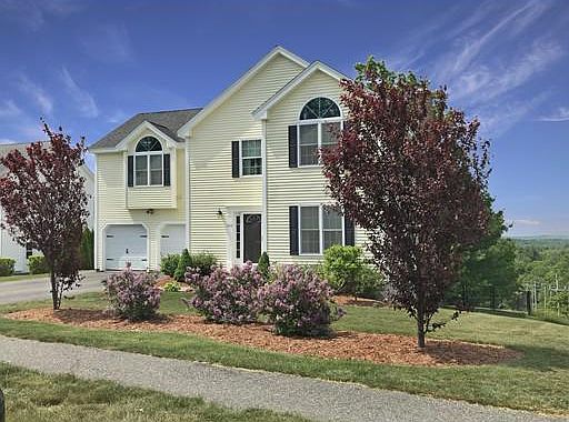 1st image of 105 Blair Dr