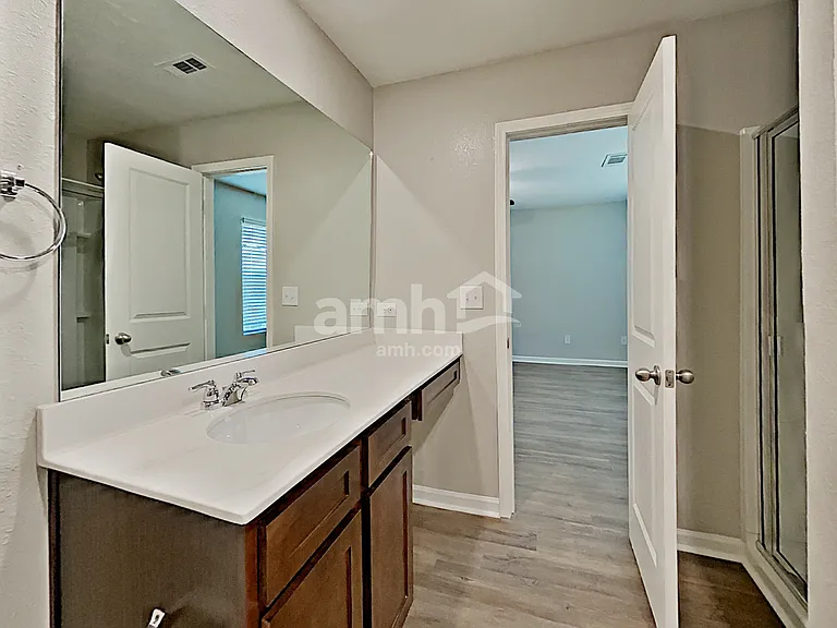 3410 Ridge Hill Pkwy — Photo 10