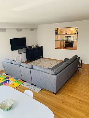 5th image of 15 W 53rd St #40E