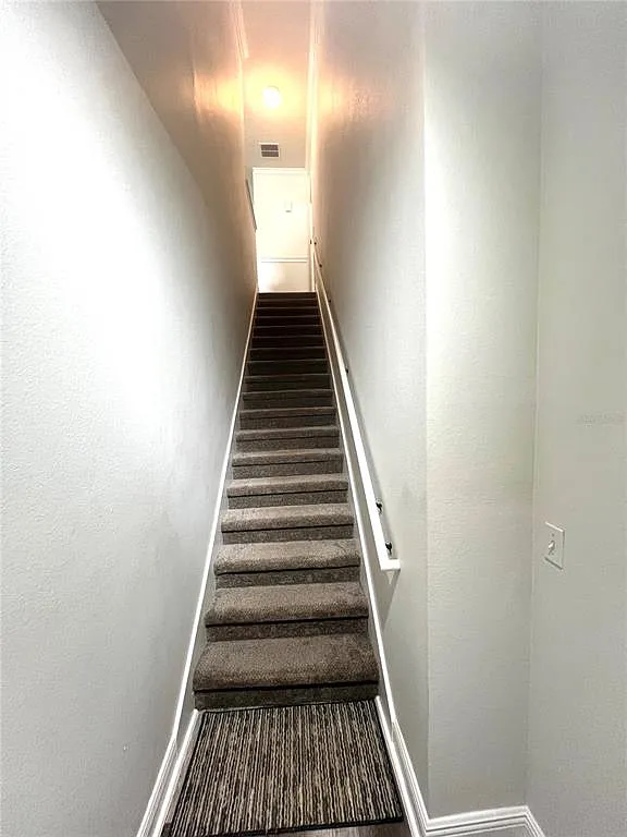 2 bed, 2.0 bath, 1264 sqft, $2,200 — Photo 4