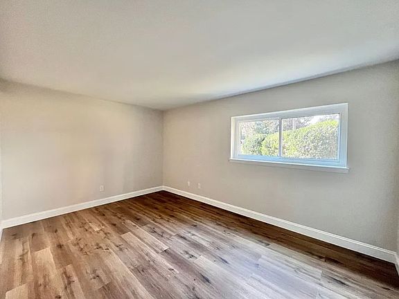 4th image of 1014 Sandlin Pl APT B