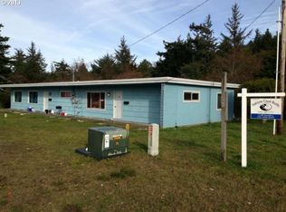 1332 Tichenor St, Port Orford, OR