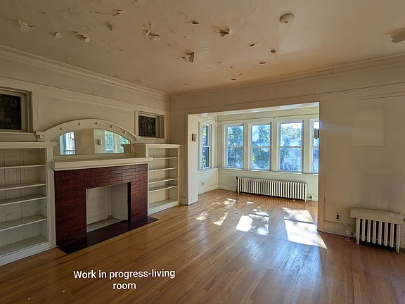 2nd image of 1506 W Olive Ave Unit 2