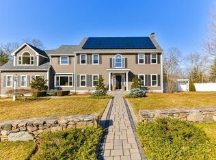 6 Loeffler Ln, Medfield, MA 02052