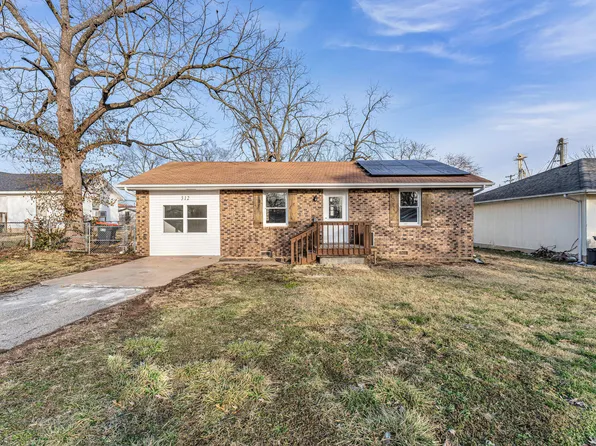 312 Mitchell Avenue, Clever, MO 65631