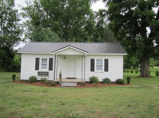 1470 Hood Swamp Rd, Goldsboro, NC 27534