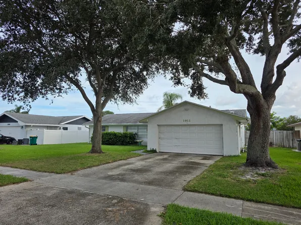1911 Tallpine Rd, Melbourne, FL 32935