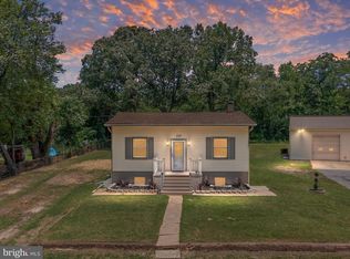 8087 Woodholme Cir, Pasadena, MD 21122
