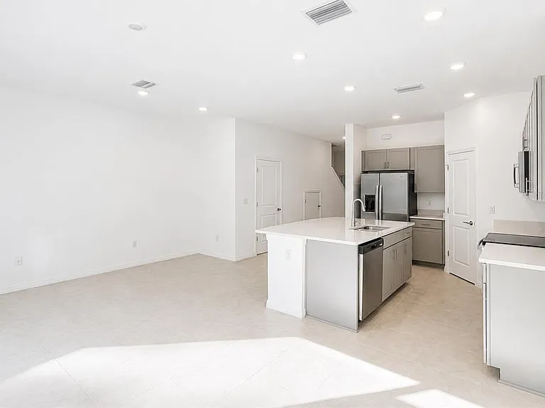 15144 Cuzcorro Ct — Photo 12